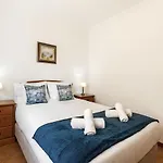 شقة Village House