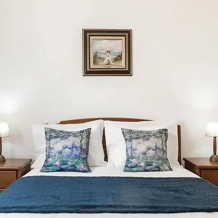 Apartman Village House *